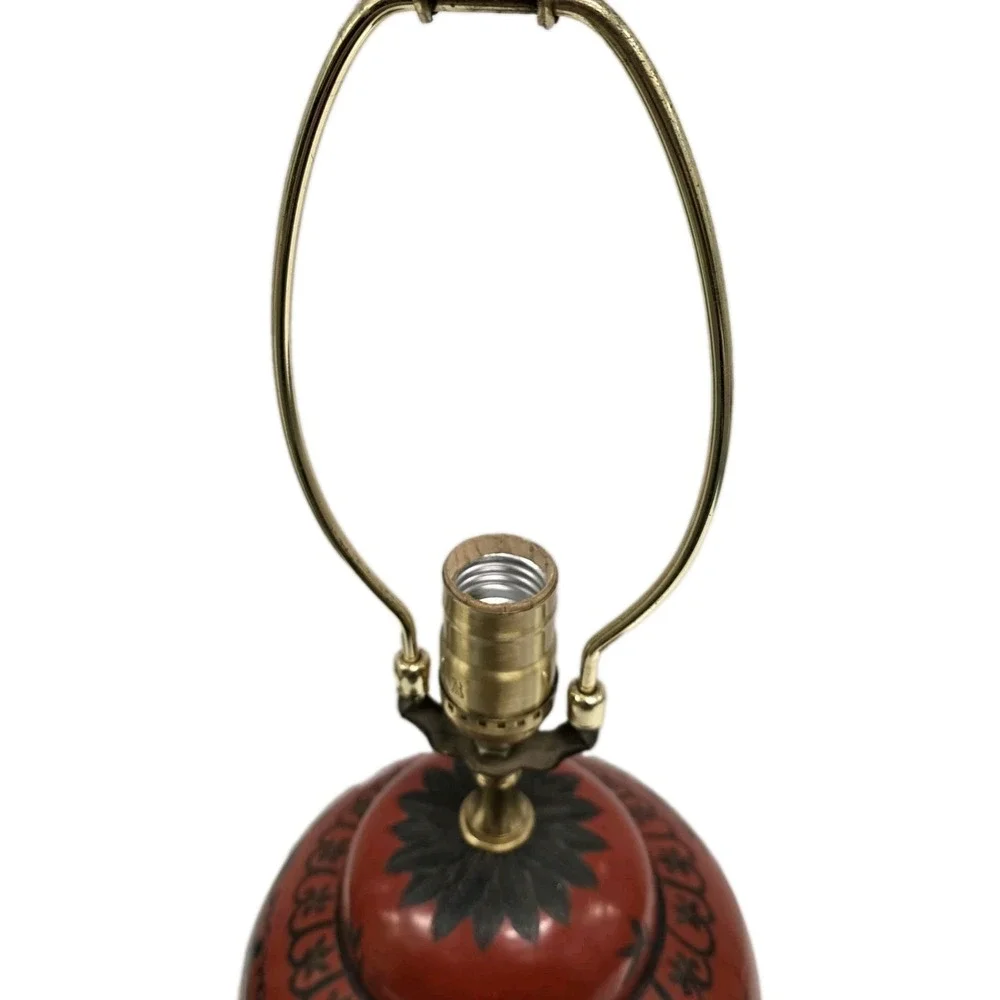 Beautiful‎ Chinese Red Lacquer Jar Table Lamp w Shade and Finial 21